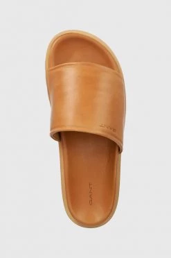 Γυναικεία Σαγιονάρες Δερμάτινες παντόφλες Gant Costally χρώμα: καφέ -Φτηνός Fila Κατάστημα unnamed file 2327